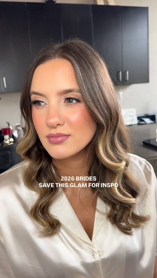 Post 7 by 𝐒𝐚𝐦 | 𝐕𝐚𝐧𝐜𝐨𝐮𝐯𝐞𝐫 𝐋𝐚𝐬𝐡𝐞𝐬, 𝐌𝐚𝐤𝐞𝐮𝐩 & 𝐄𝐝𝐮𝐜𝐚𝐭𝐨𝐫 on Instagram (video)