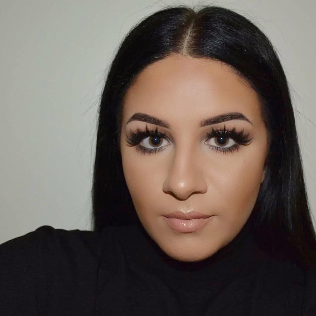 Post 6 by 𝐒𝐚𝐦 | 𝐕𝐚𝐧𝐜𝐨𝐮𝐯𝐞𝐫 𝐋𝐚𝐬𝐡𝐞𝐬, 𝐌𝐚𝐤𝐞𝐮𝐩 & 𝐄𝐝𝐮𝐜𝐚𝐭𝐨𝐫 on Instagram (carousel)