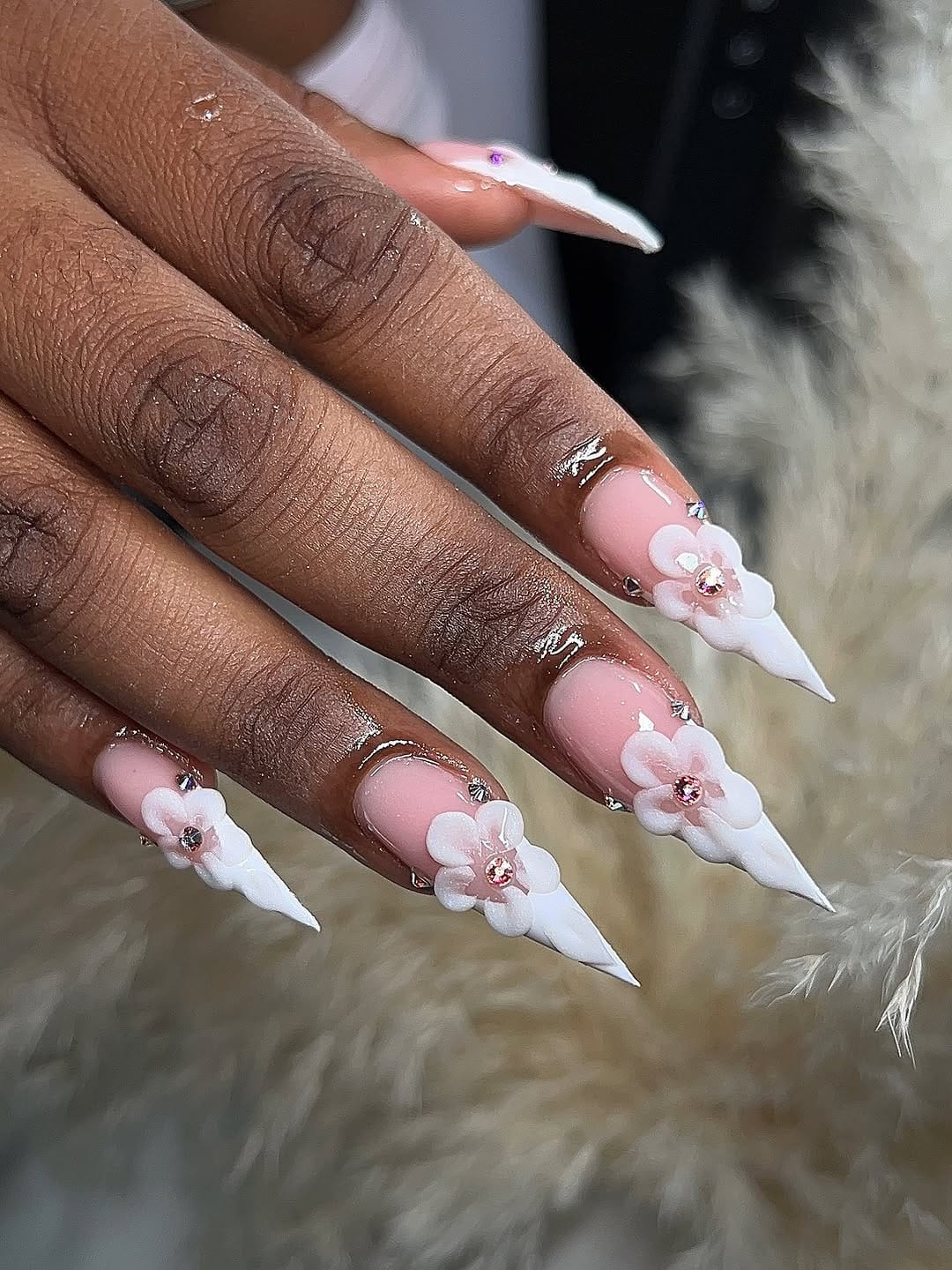 Post 4 by Aliyah | Montreal Nail Technician on Instagram (carousel)