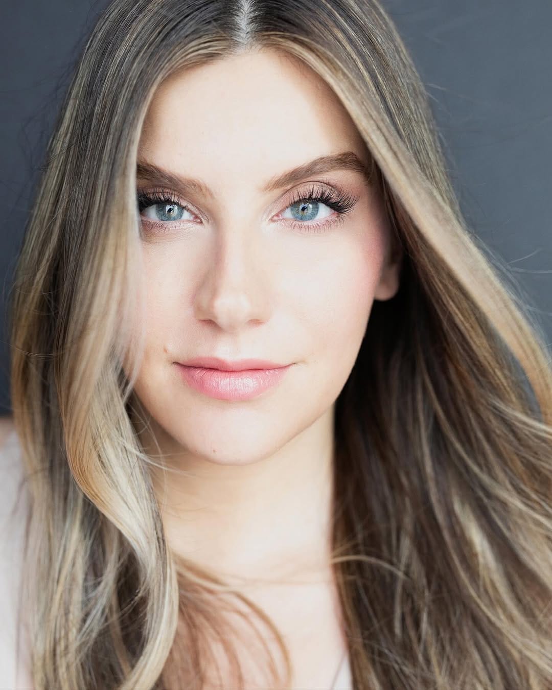 Post 9 by Shayna Coumont on Instagram (image)