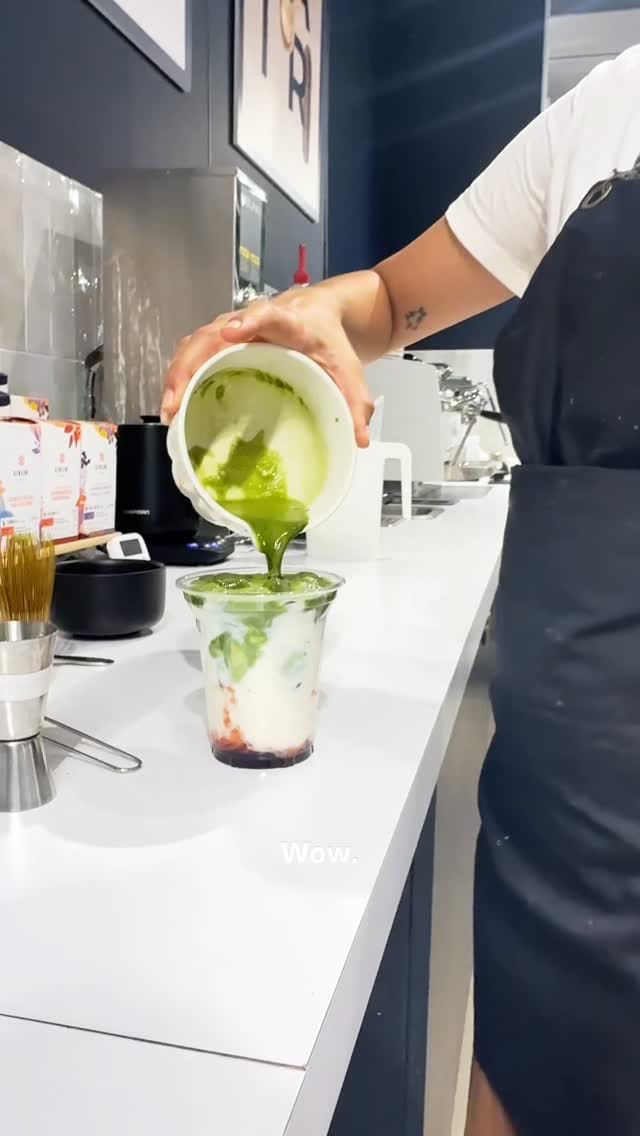Post 5 by The Happy Chocco on Instagram (video)