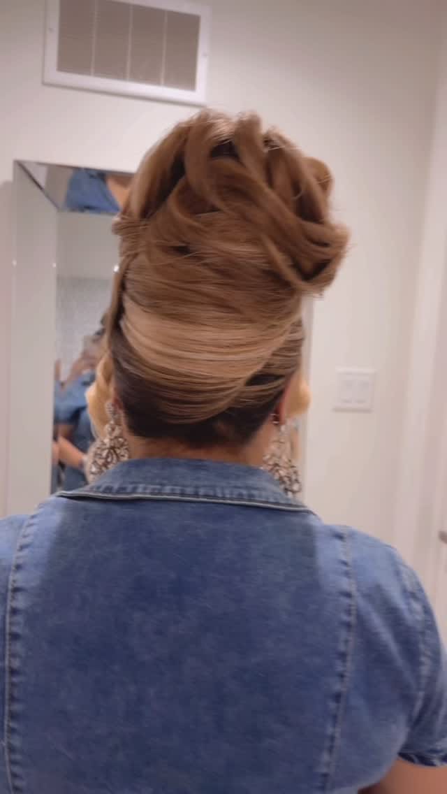Post 5 by RK Studio on Instagram (video)