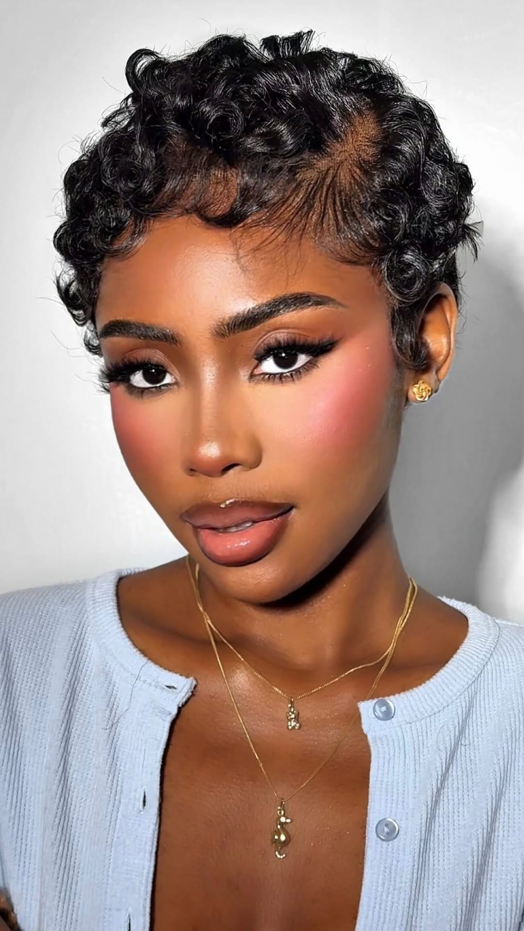 Post 4 by ADOREA BEAUTY TORONTO #1 MAKEUP ARTIST on Instagram (video)