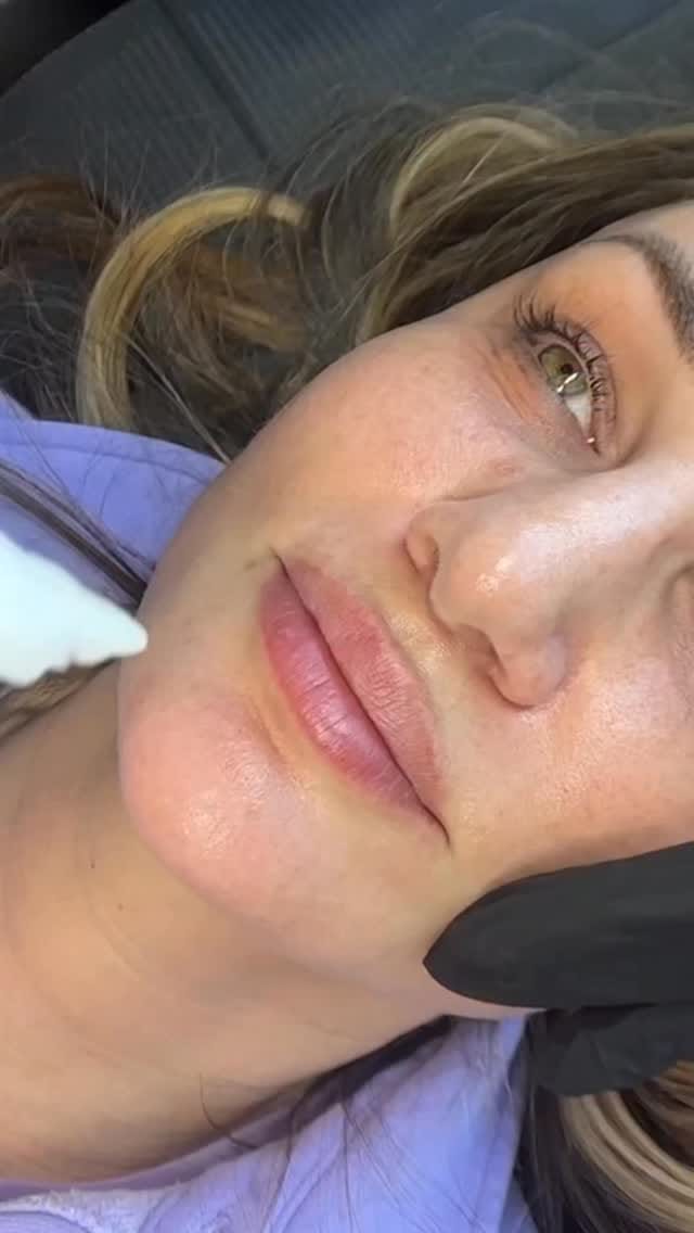 Post 8 by Shay Danielle Academy. Online Permanent Makeup Training on Instagram (video)