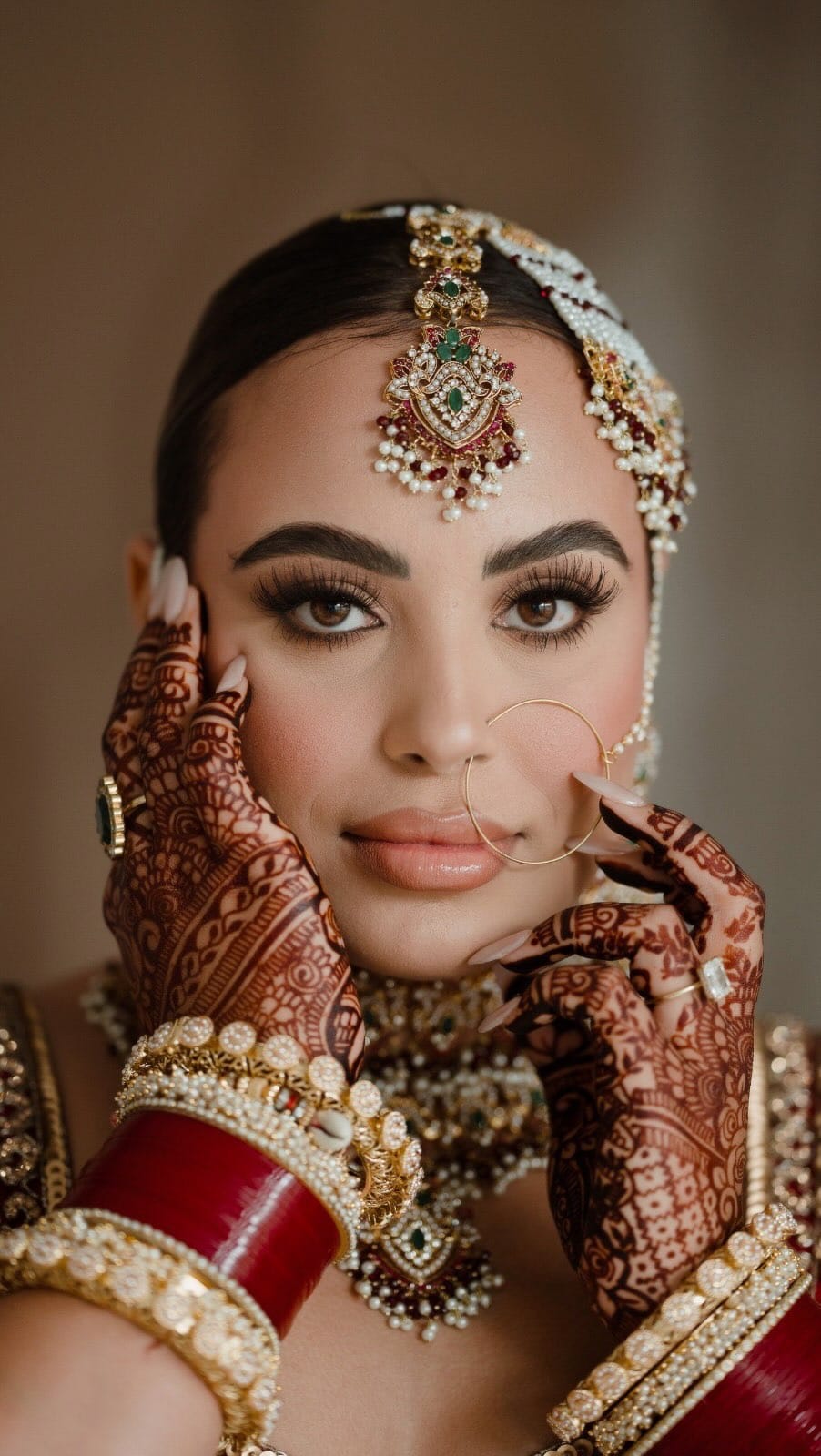 Post 10 by BAV BRAR • BRIDAL MAKEUP ARTIST on Instagram (video)