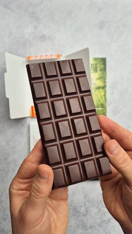 Post 6 by Kasama Chocolate on Instagram (video)