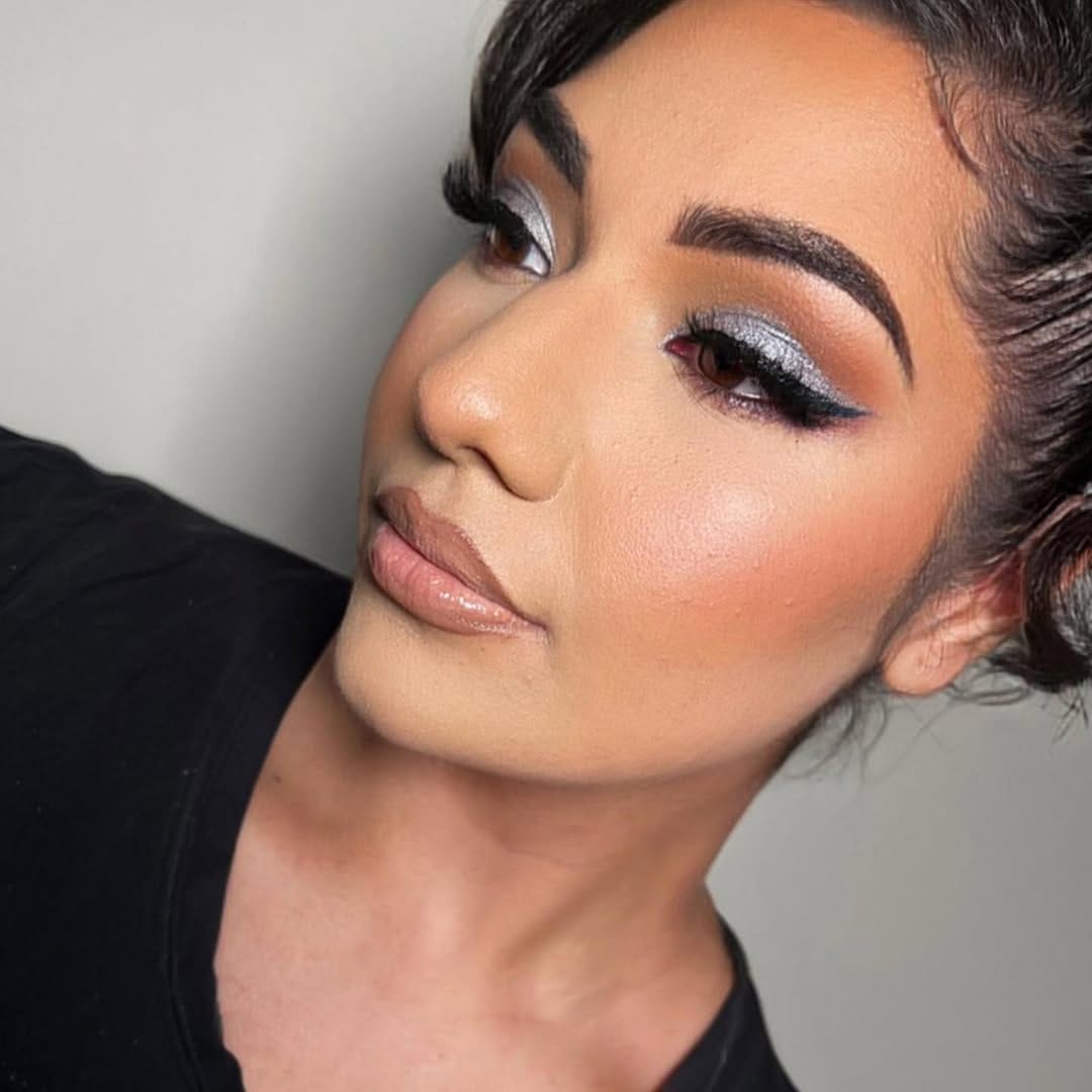 Post 6 by Makeup Artist on Instagram (carousel)