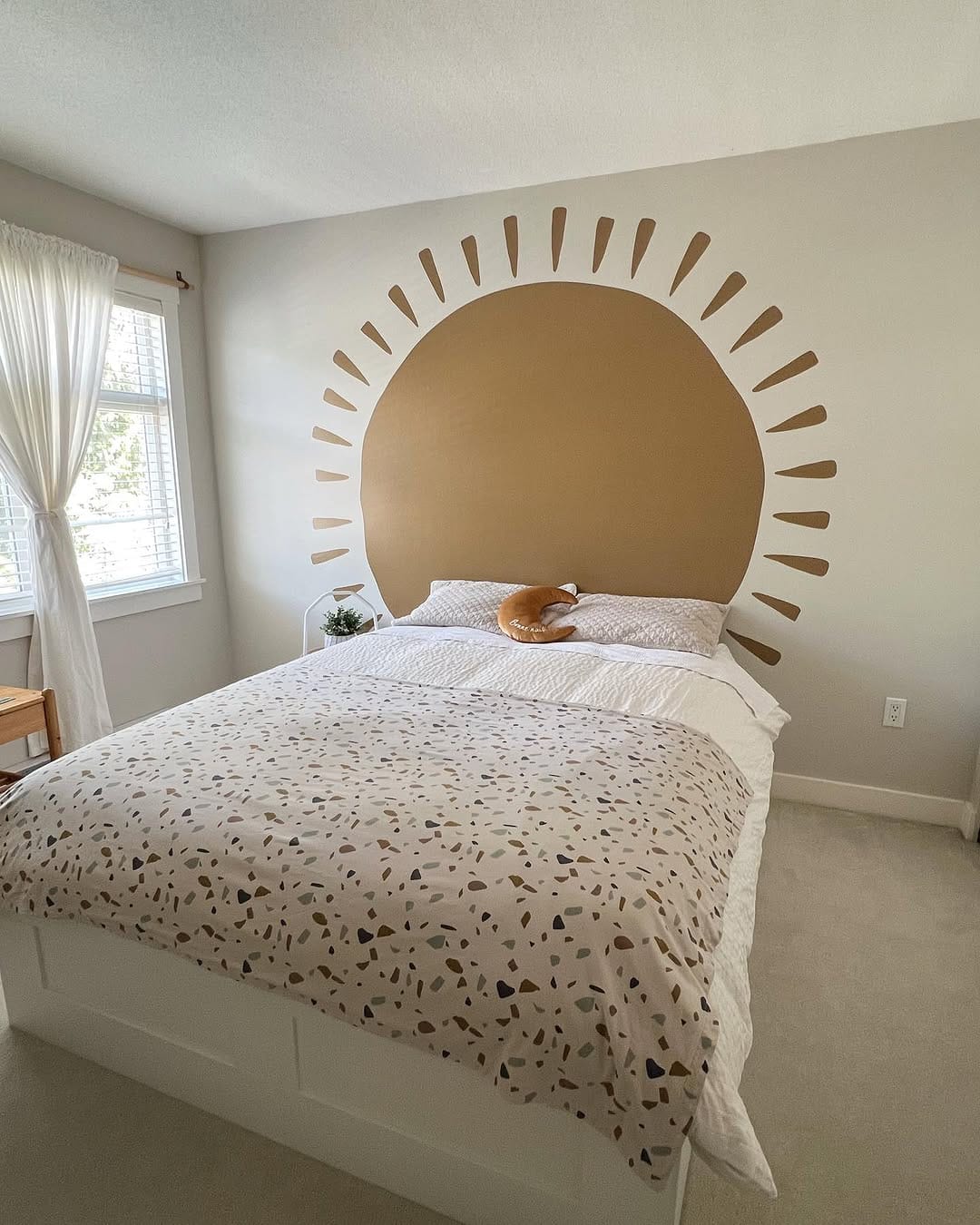Post 3 by Cover These Walls on Instagram (image)