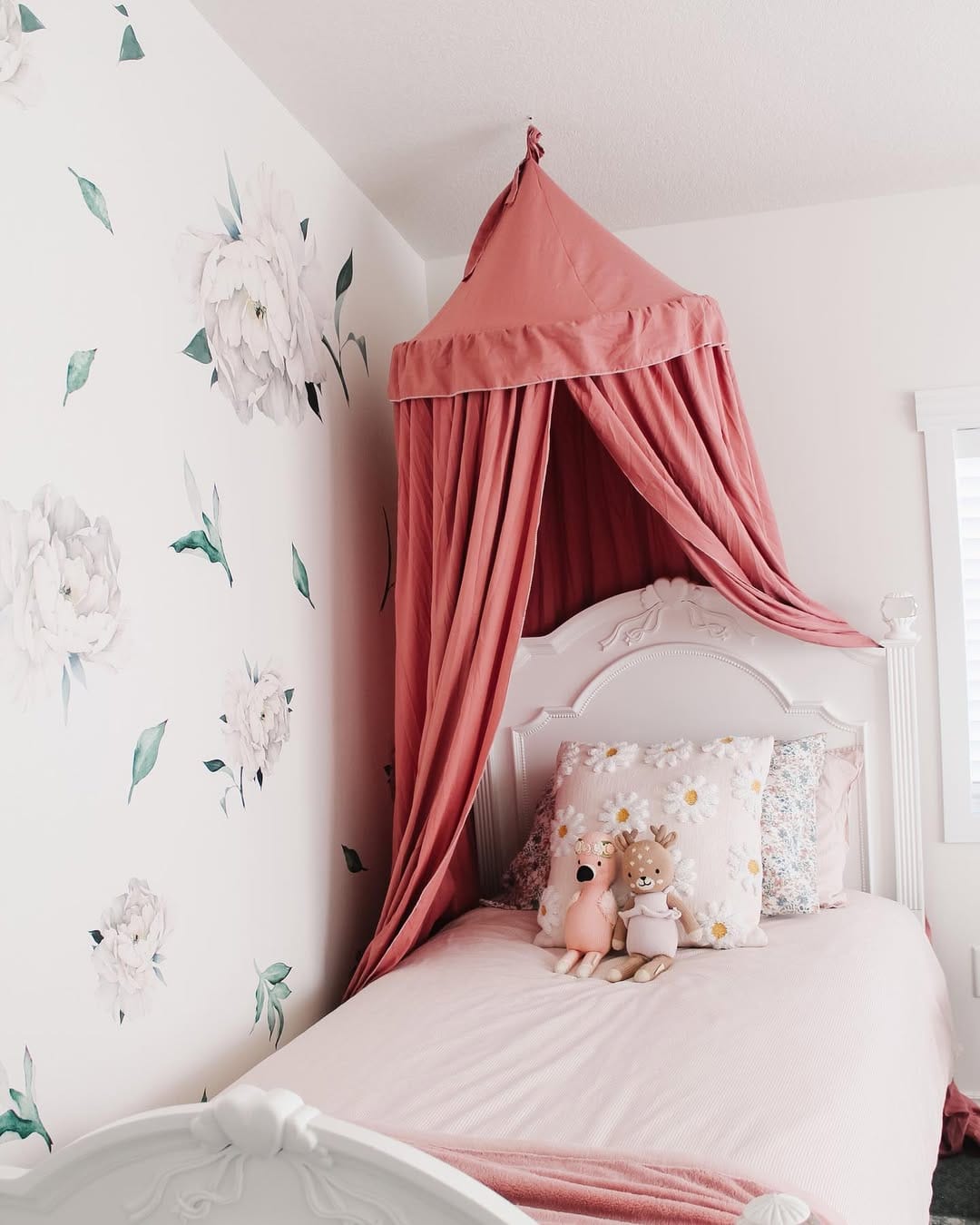 Post 4 by Cover These Walls on Instagram (image)