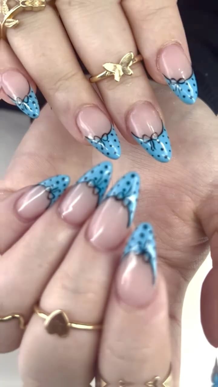 Post 2 by 𝙉𝙖𝙩𝙪𝙧𝙖𝙡 𝙉𝙖𝙞𝙡𝙨 𝙎𝙩𝙪𝙙𝙞𝙤 𝙆𝙞𝙩𝙘𝙝𝙚𝙣𝙚𝙧 🇨🇦 on Instagram (video)