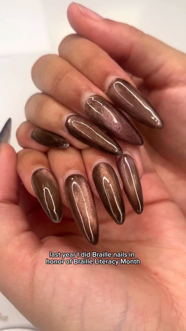 Post 1 by ur favourite nail tech's favourite nail tech 💗🧿 on Instagram (video)
