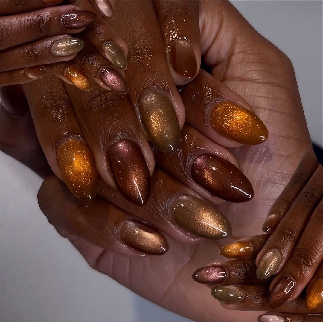 Post 7 by ur favourite nail tech's favourite nail tech 💗🧿 on Instagram (carousel)