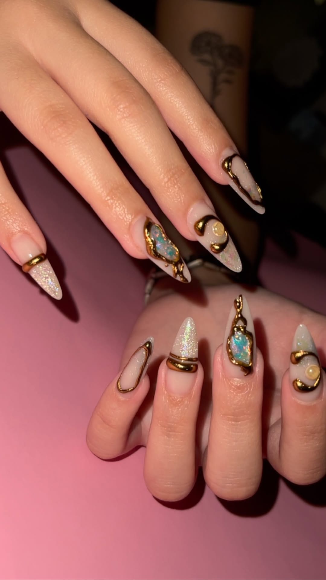 Post 7 by I'm HELEN  - Ngoc Phuong Duyen Nguyen📍Edmonton, Canada on Instagram (video)