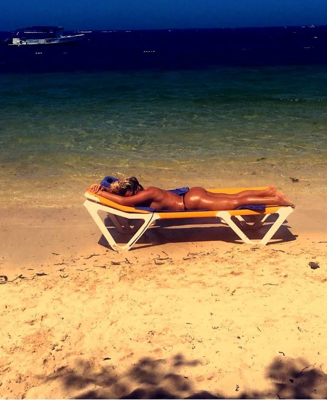 Post 3 by lumieresdebaia bikinis on Instagram (image)