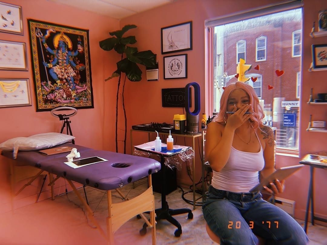 Post 5 by 𝕶𝖎𝖒𝖇𝖊𝖗𝖑𝖞 𝕷𝖔𝖕𝖊𝖟 🇸🇻🇨🇦 on Instagram (carousel)
