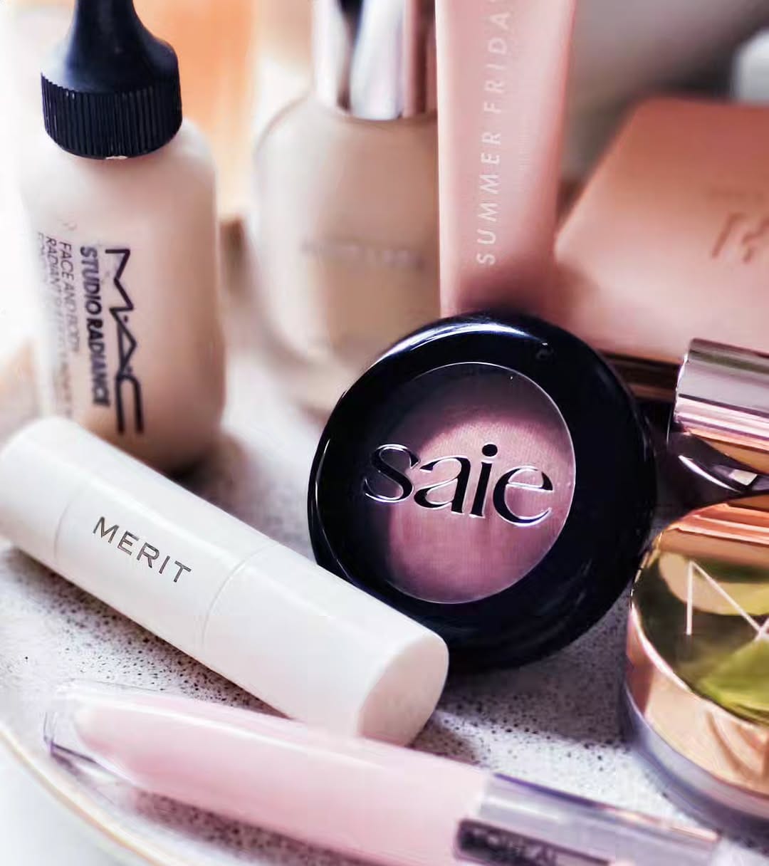 Post 7 by Andrea [Beauty Influencer] on Instagram (image)