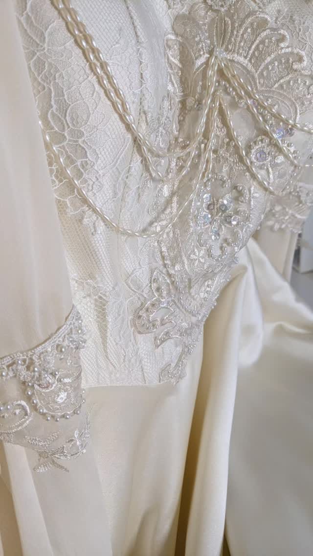 Post 4 by Catherine Langlois Custom Wedding Dresses on Instagram (video)