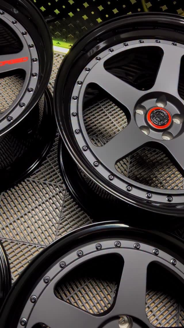 Post 3 by E6 Forged - Reinventing the Wheel ™️ on Instagram (video)