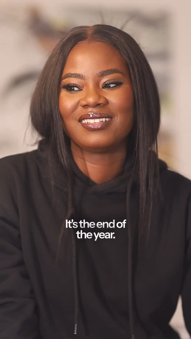 Post 4 by Lola Black on Instagram (video)