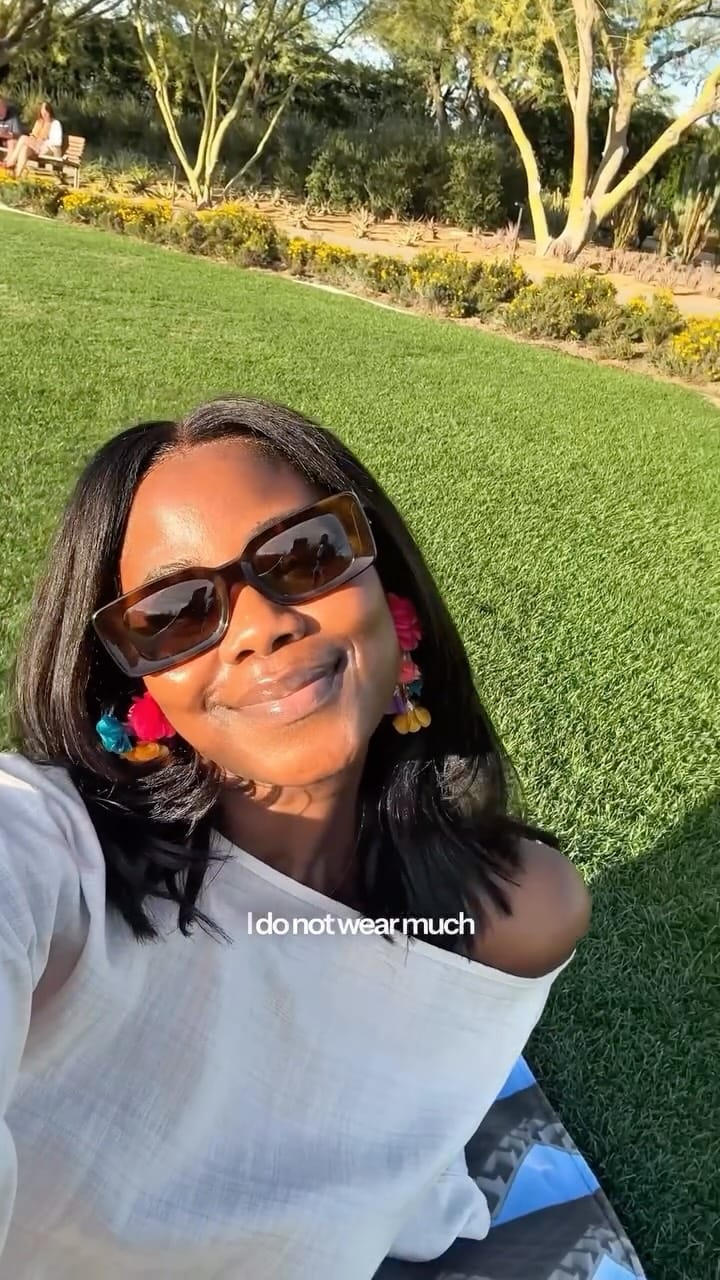 Post 6 by Lola Black on Instagram (video)