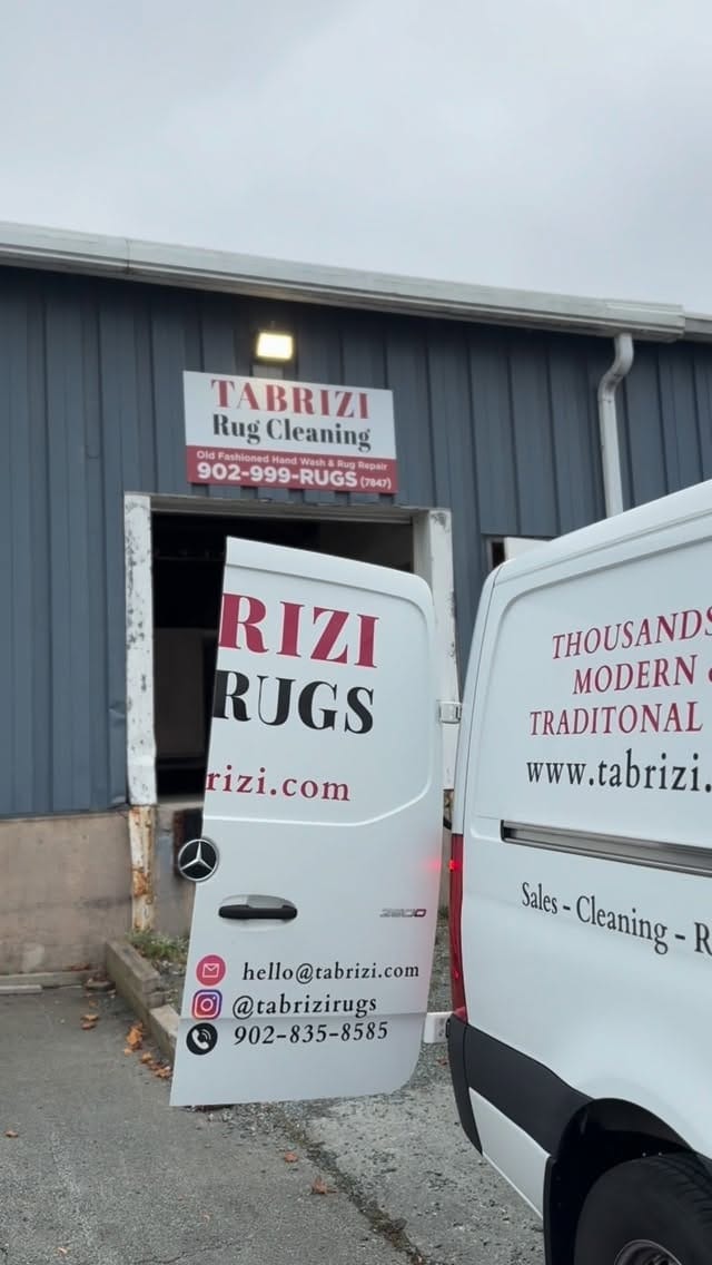 Post 9 by Tabrizi Rugs on Instagram (video)