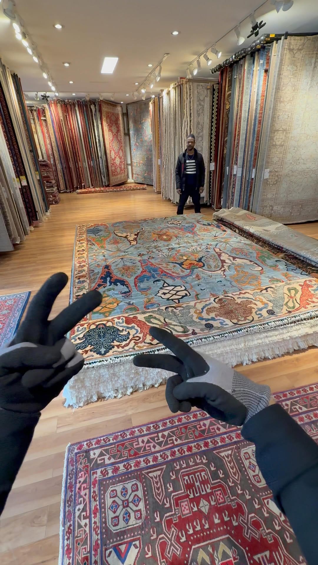 Post 4 by Tabrizi Rugs on Instagram (video)