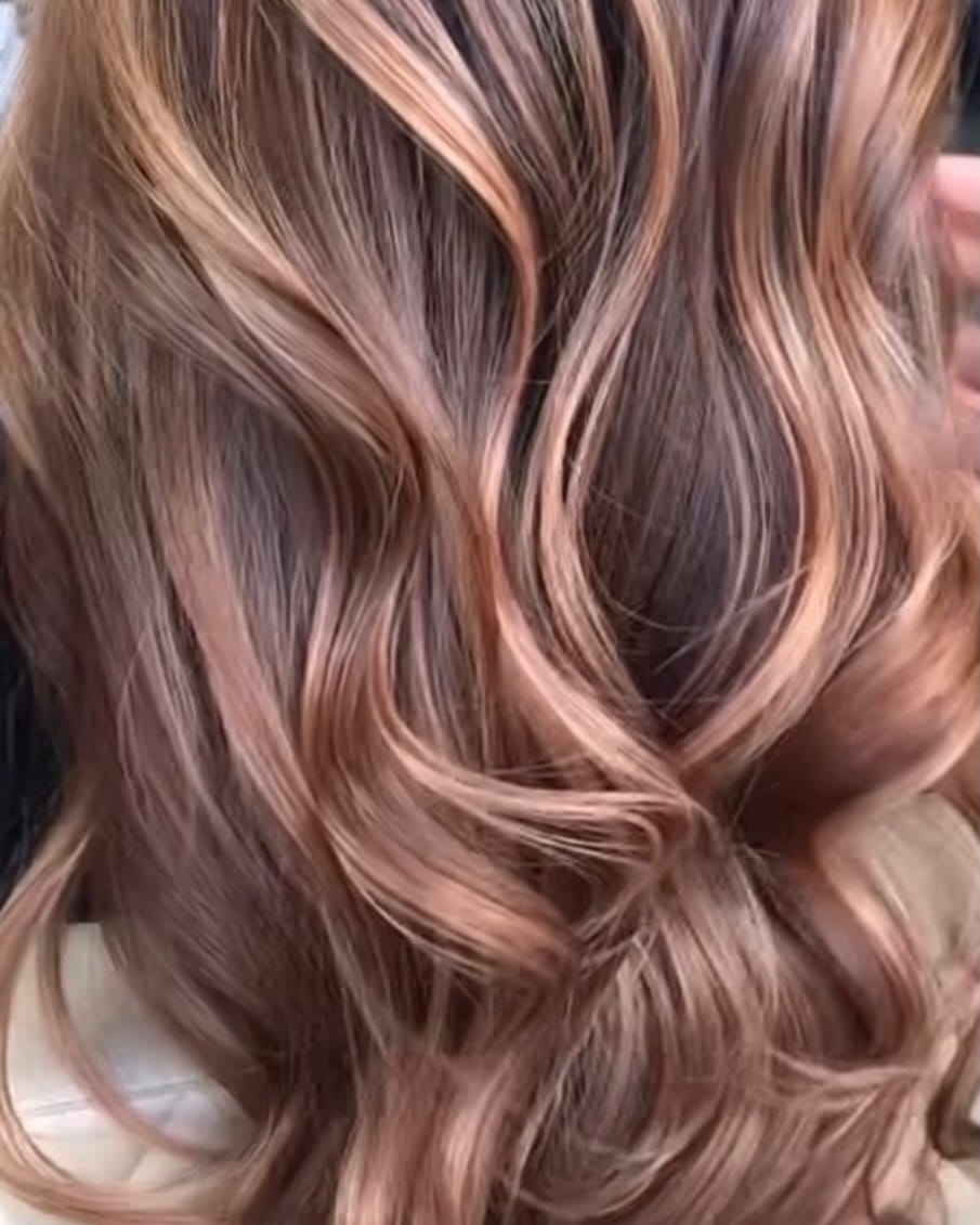 Post 7 by Celeb Hair Extensions Mobile ✨ on Instagram (image)