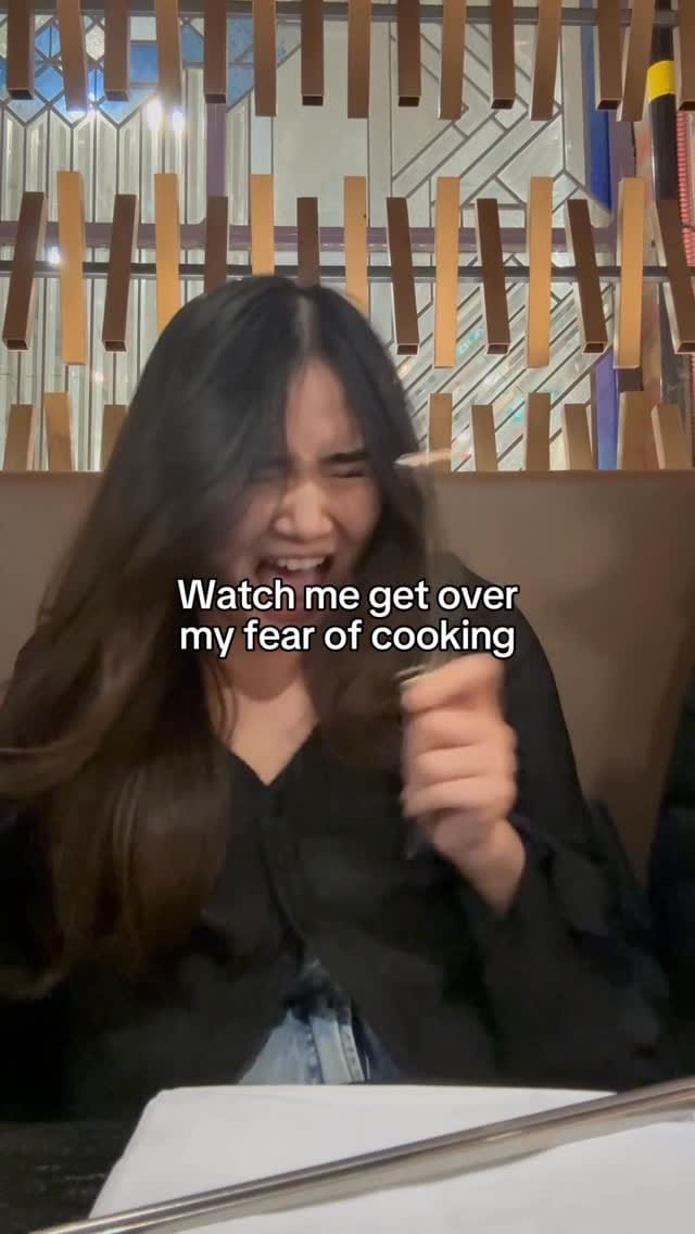 Post 3 by Helen Li on Instagram (video)