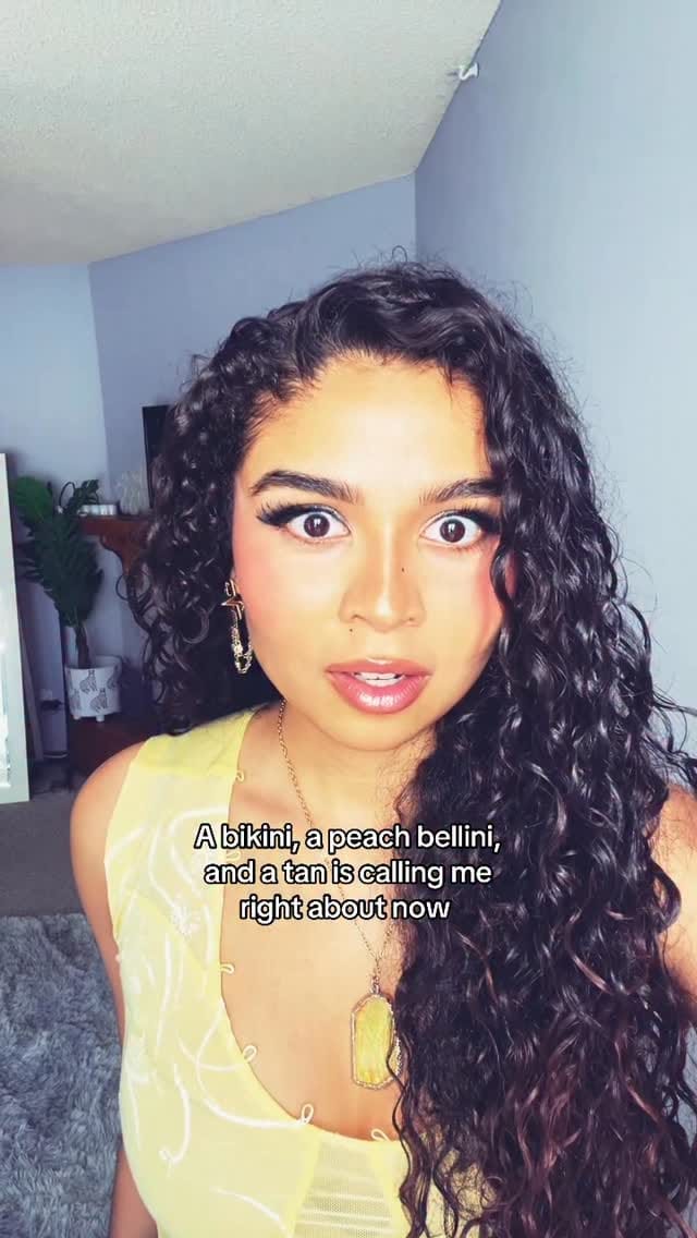 Post 4 by Cassidy J on Instagram (video)