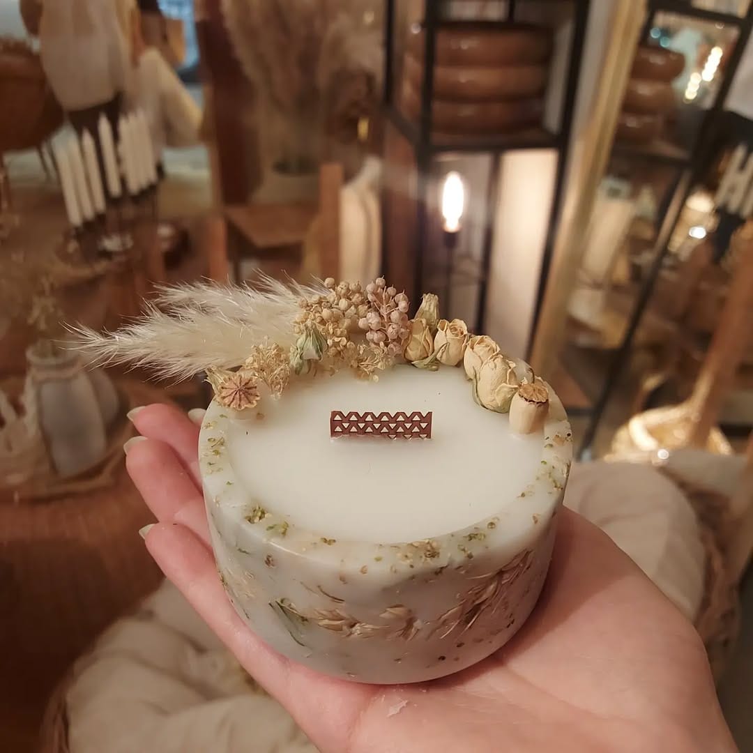 Post 6 by 🌿sweet wish candle🌿 on Instagram (carousel)