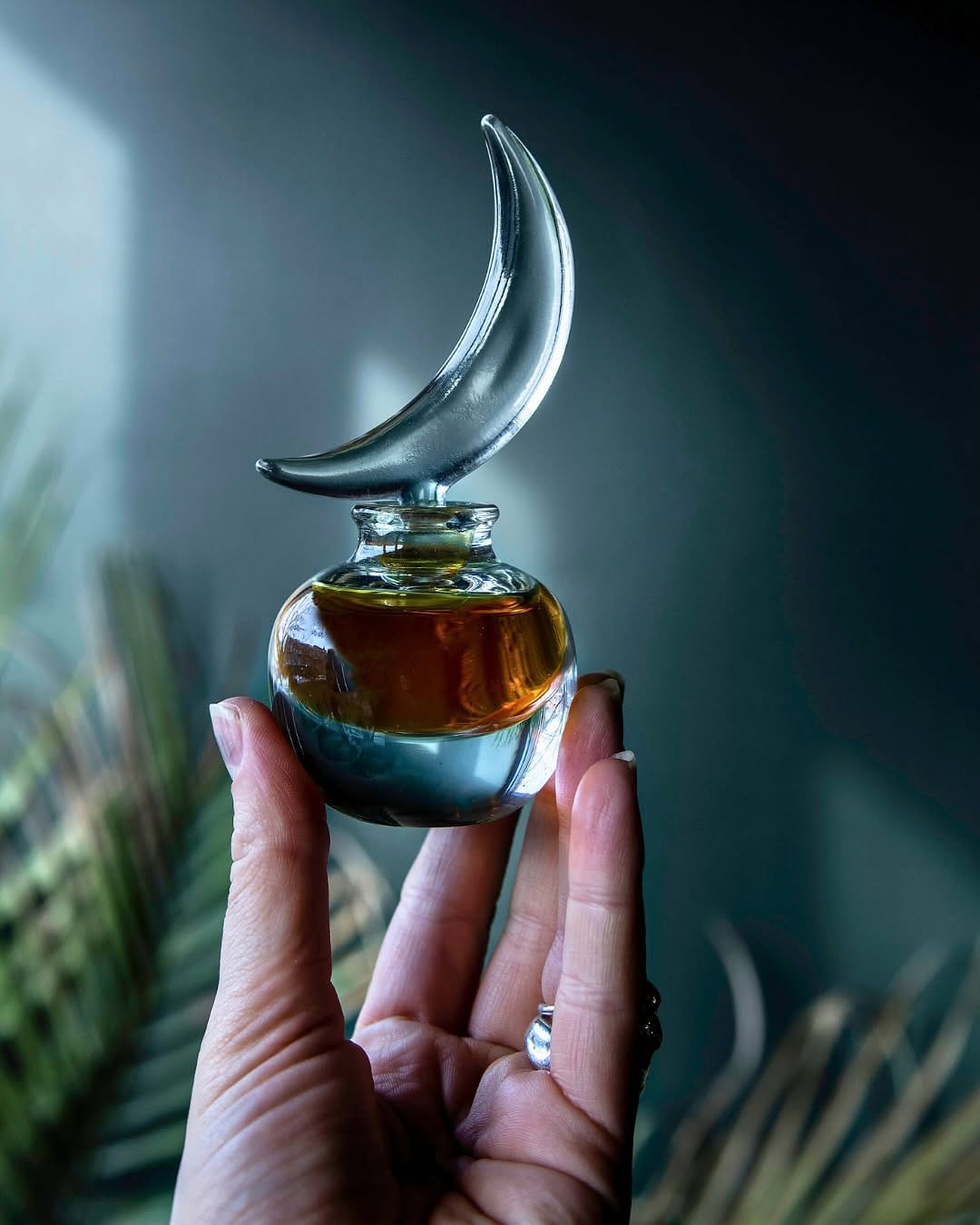 Post 10 by Lvnea | Natural Artisan Perfume on Instagram (carousel)