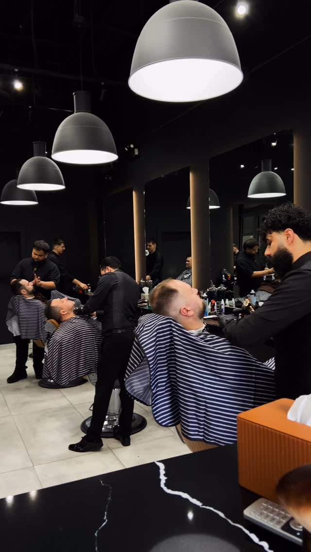 Post 3 by RendezVous | Toronto Barbers 🇨🇦 on Instagram (video)