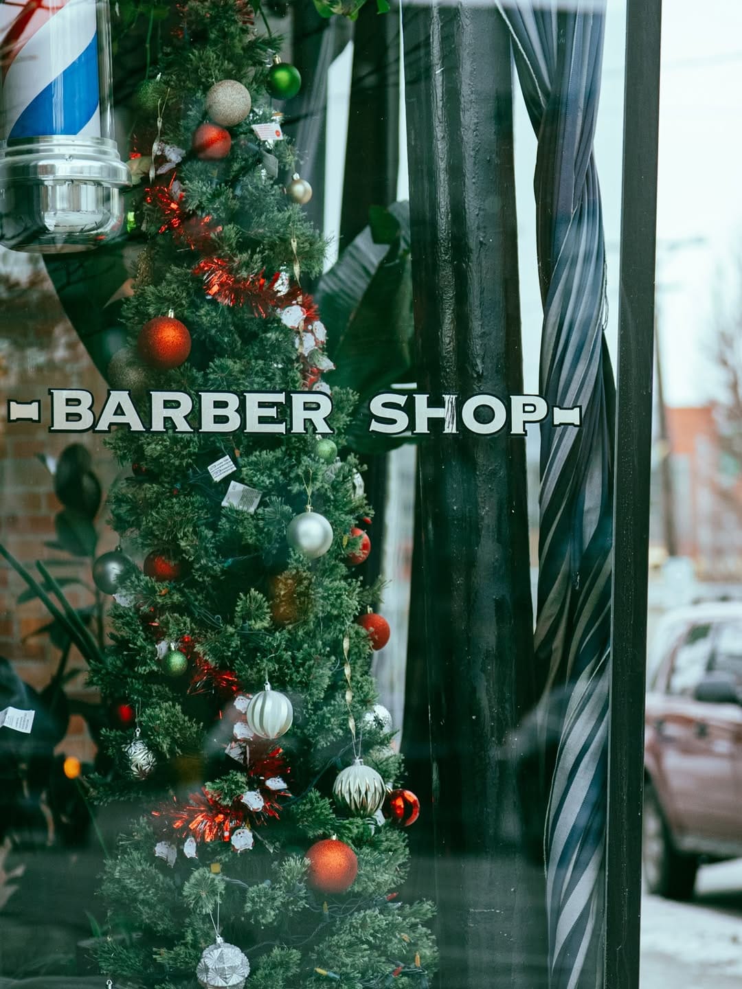 Post 5 by Capital Barbershop on Instagram (image)