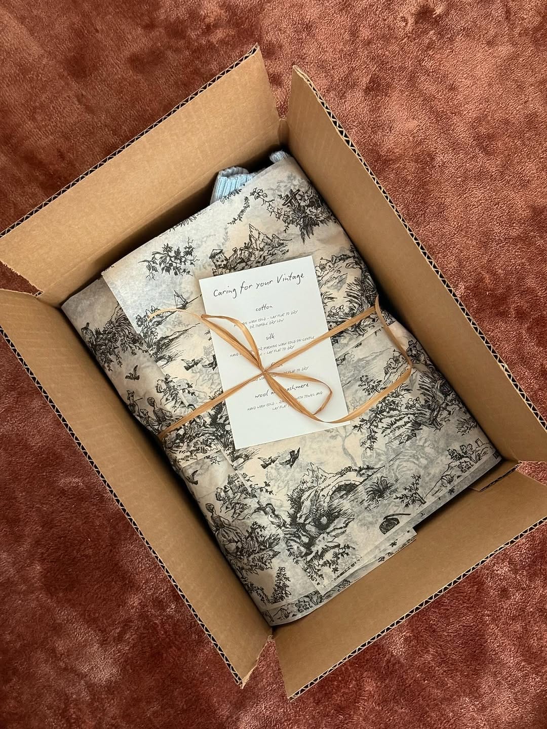 Post 10 by augusta on Instagram (image)