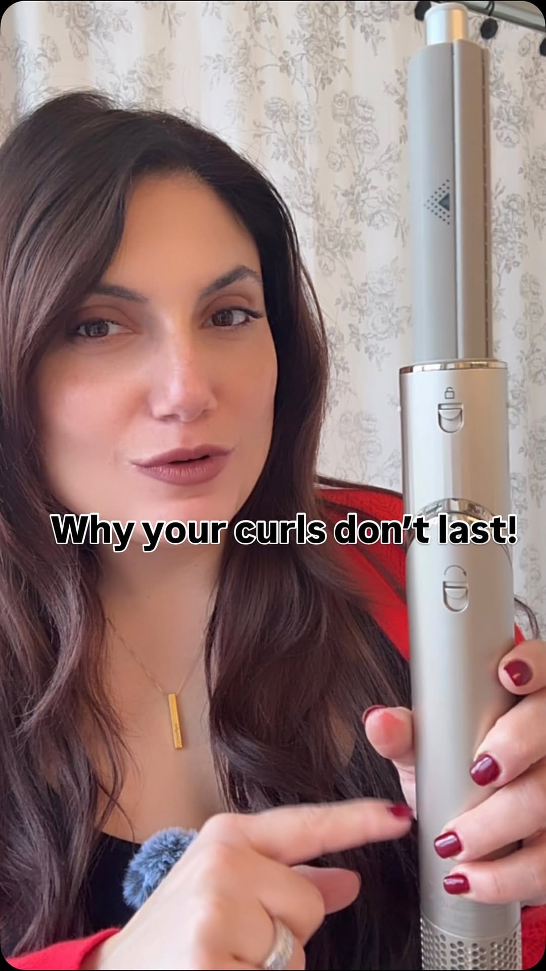 Post 4 by Cristina Donadio on Instagram (video)