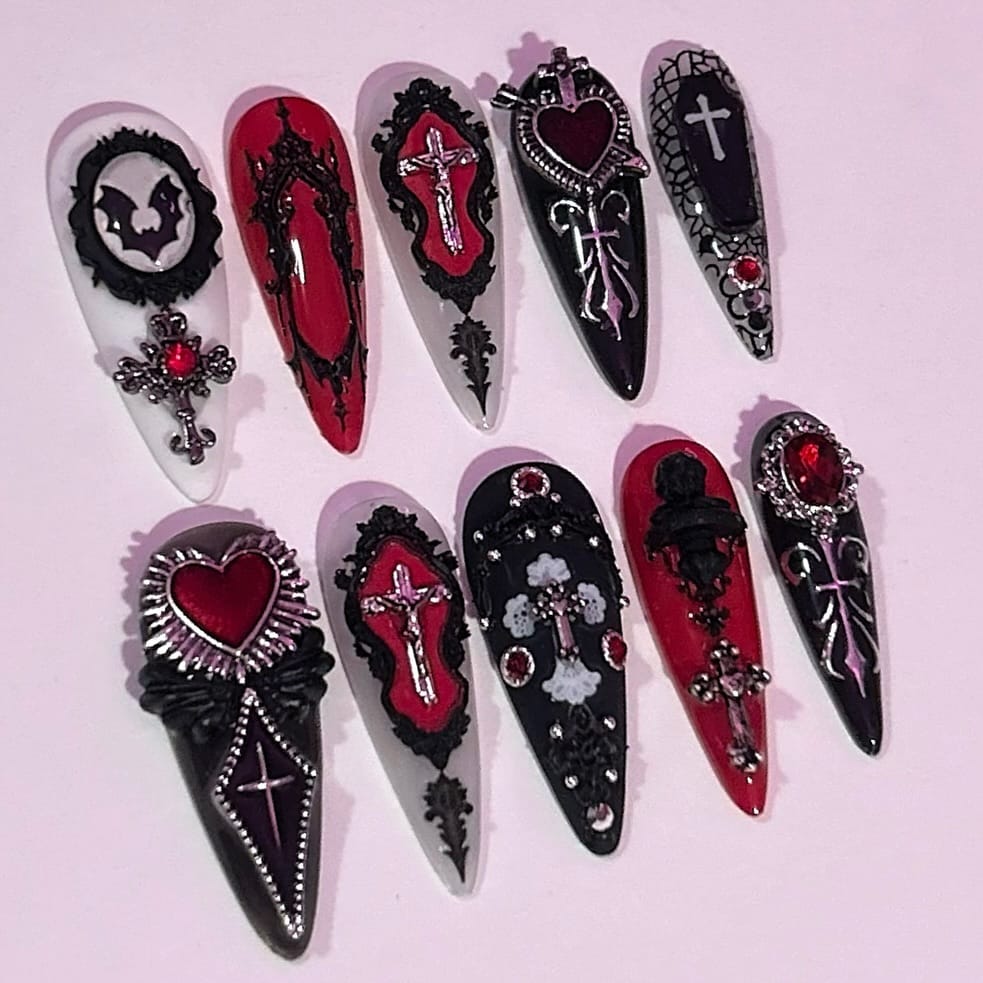 Post 7 by GlamGoth Nails on Instagram (image)