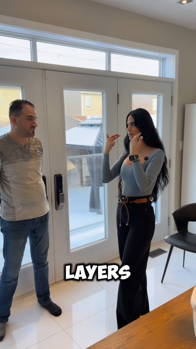 Post 1 by Paola López on Instagram (video)