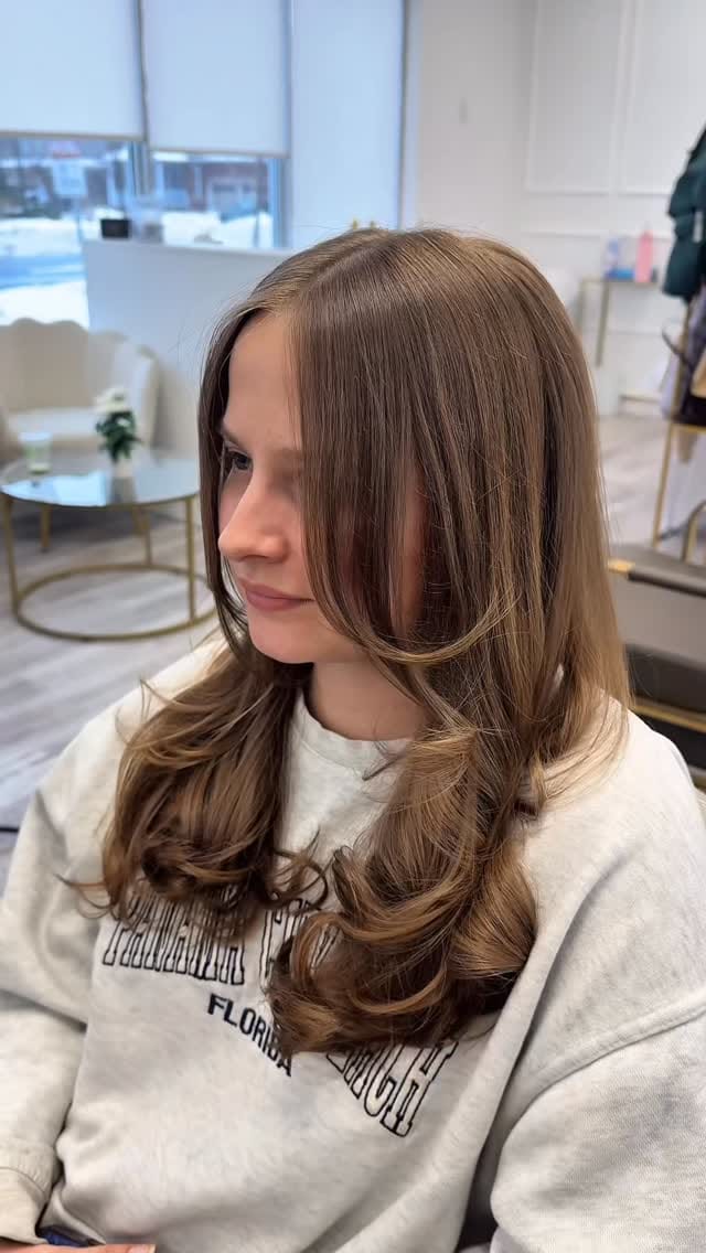 Post 8 by SAIFLASHES l Canadian Beauty Salon on Instagram (video)