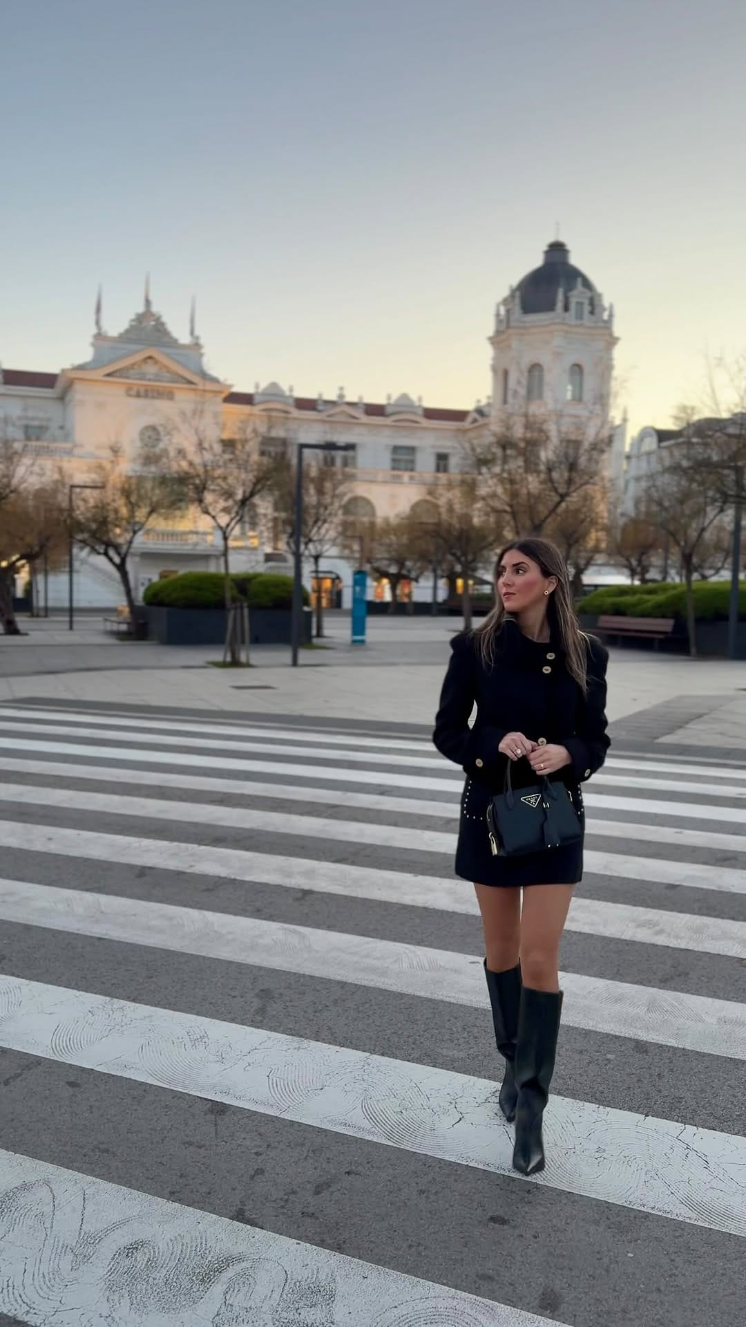 Post 3 by Criss Herrera on Instagram (video)