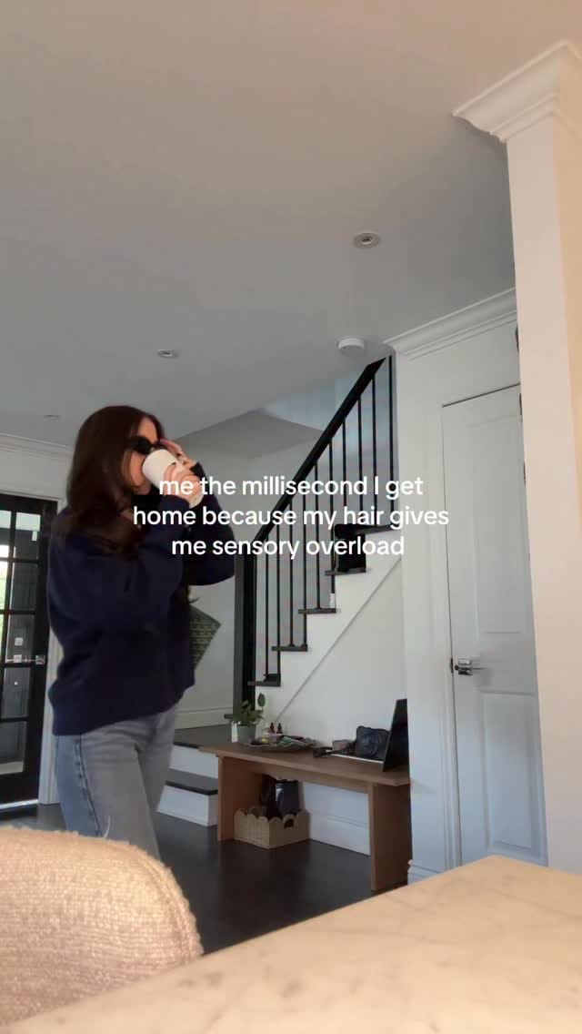 Post 8 by TONI ROSE® | Claw Clips & Hair Essentials on Instagram (video)