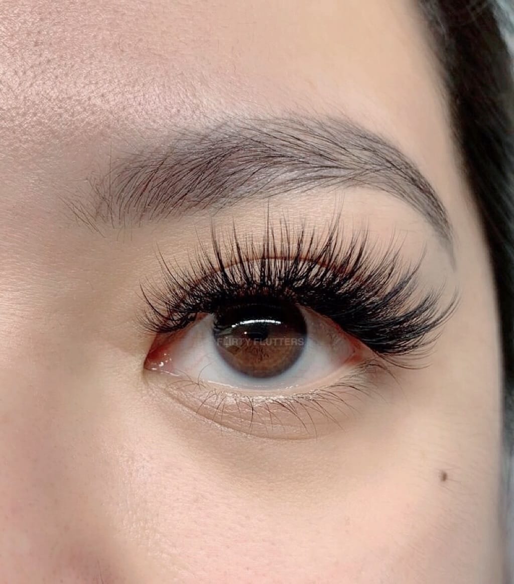 Post 4 by Voted Toronto’s🔝Lash & Brow on Instagram (image)
