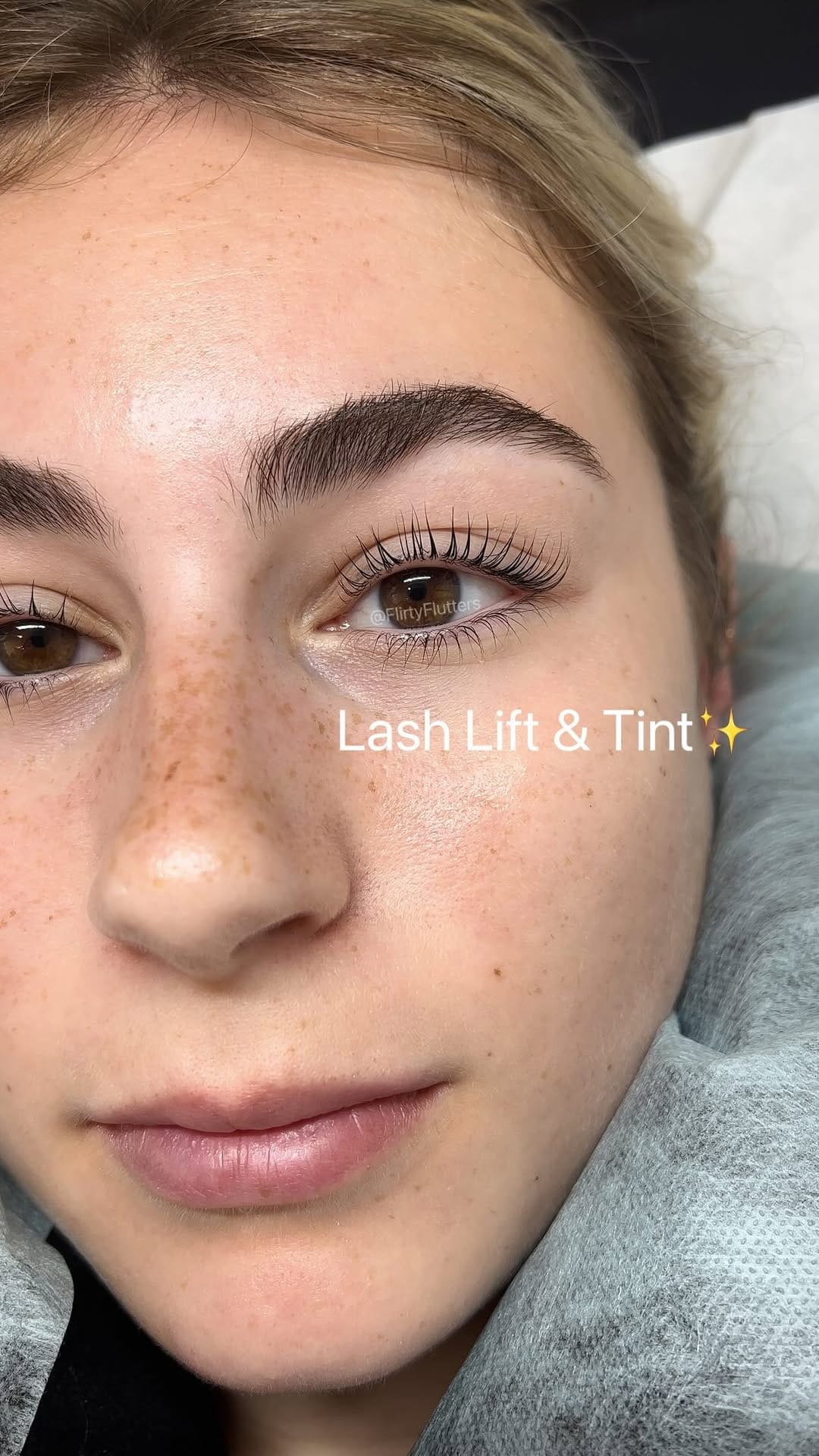 Post 8 by Voted Toronto’s🔝Lash & Brow on Instagram (video)
