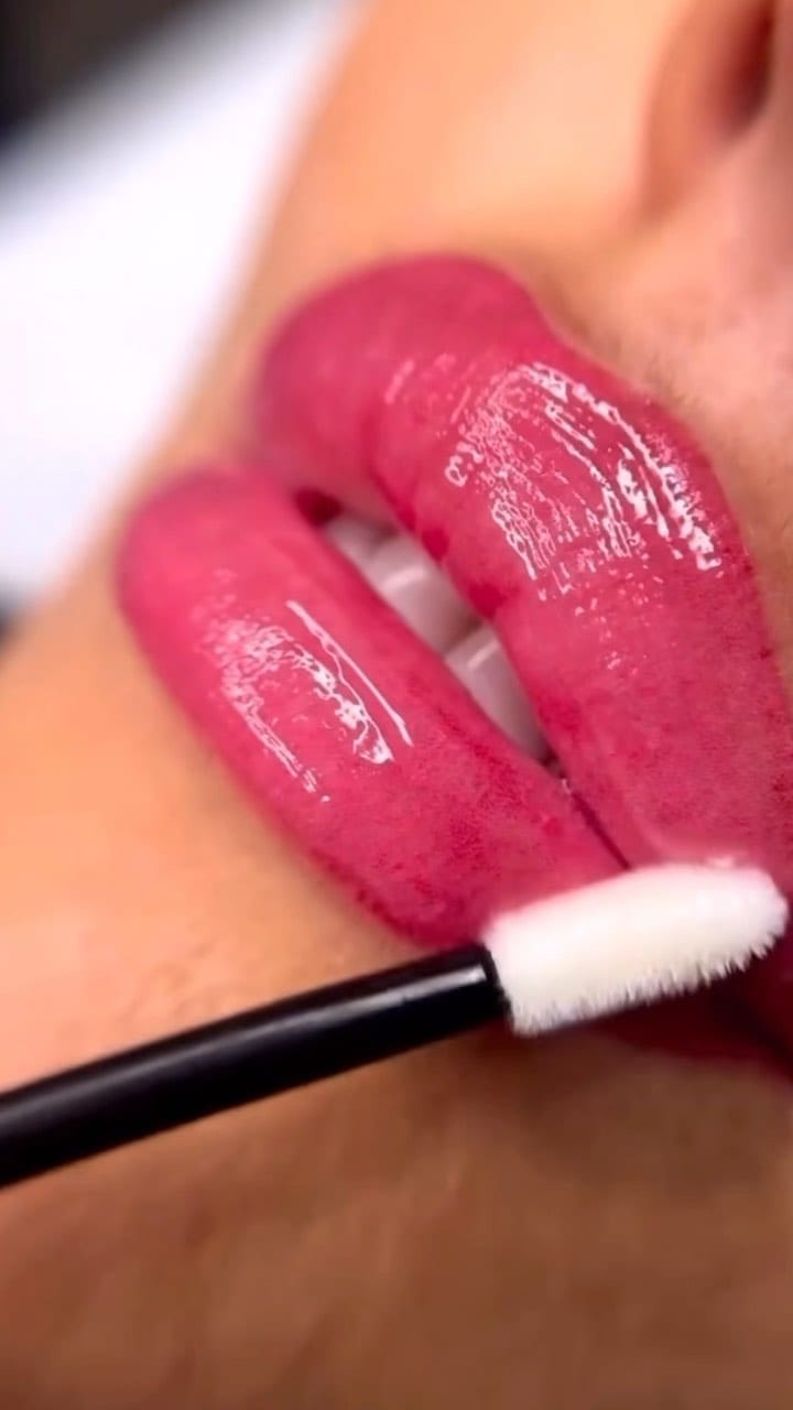 Post 9 by EBS Permanent Makeup Clinic 🇬🇷🇨🇦 on Instagram (video)