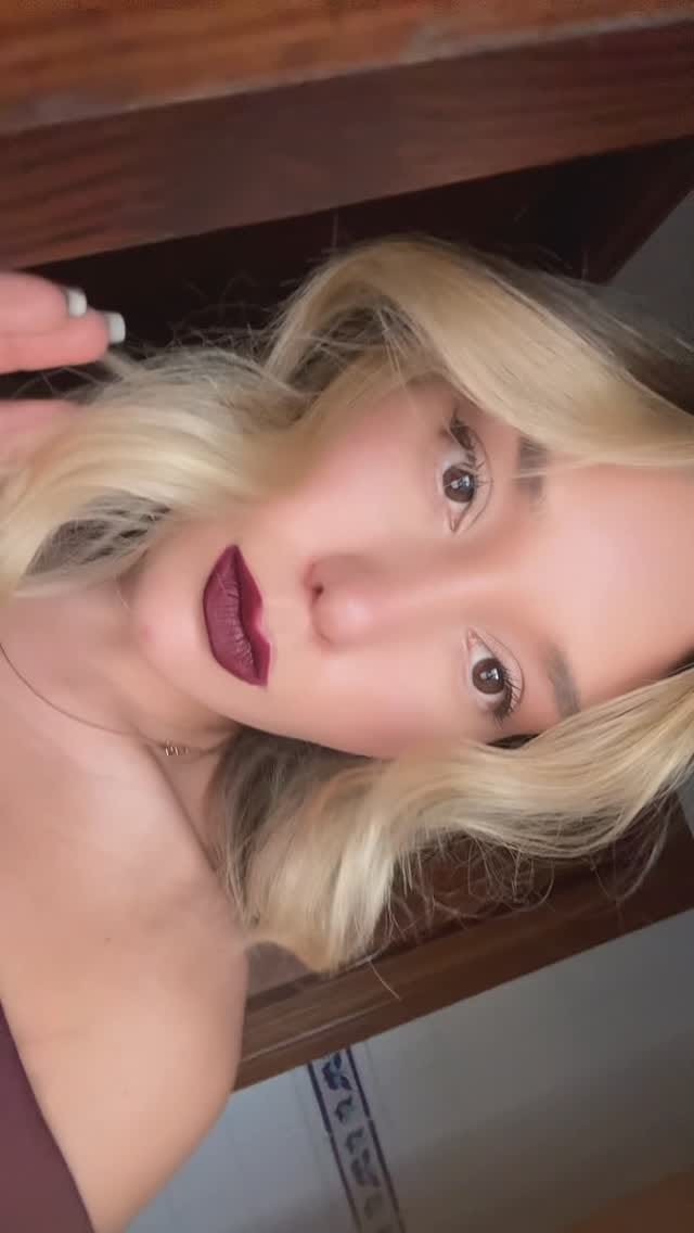 Post 4 by Yulia Bromley on Instagram (video)