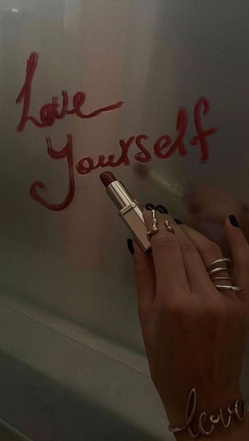 Post 8 by Yulia Bromley on Instagram (video)