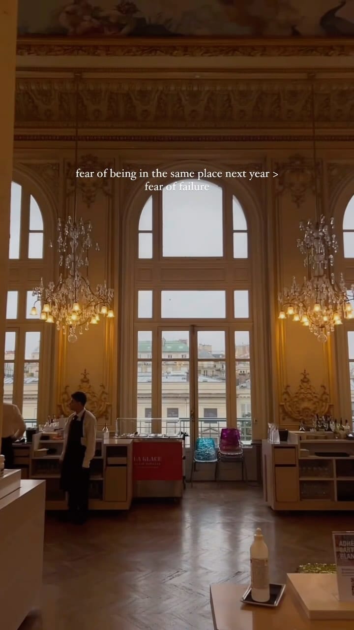 Post 7 by Yulia Bromley on Instagram (video)