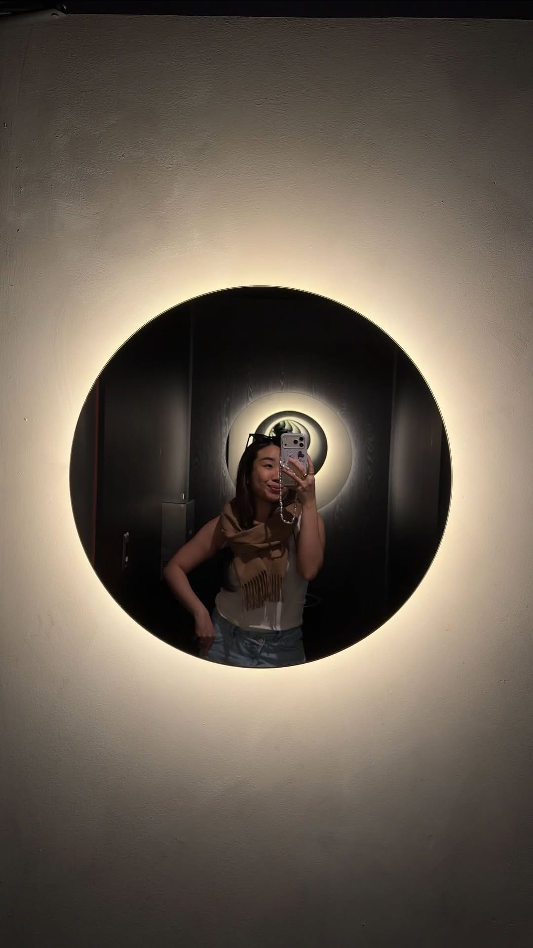 Post 3 by Samantha Sito on Instagram (video)