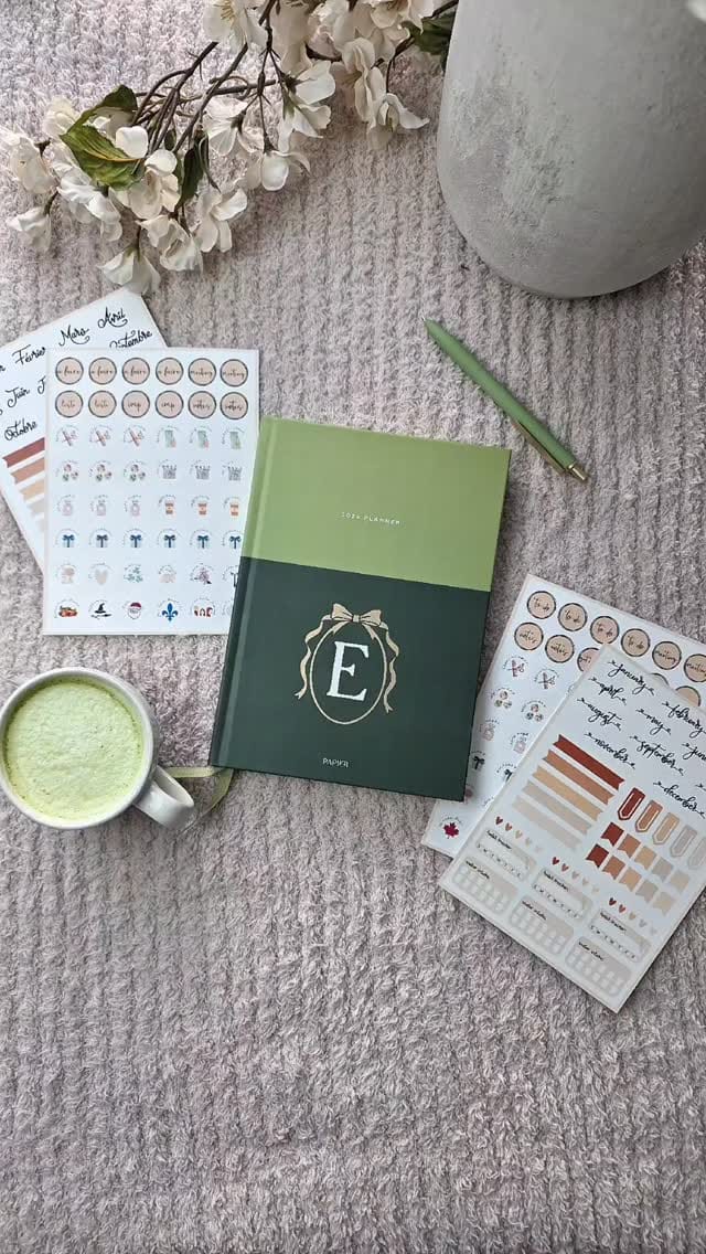 Post 2 by Elisa • Content Creator on Instagram (video)