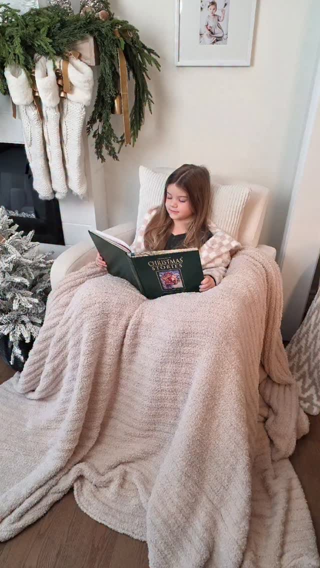 Post 8 by Elisa • Content Creator on Instagram (video)