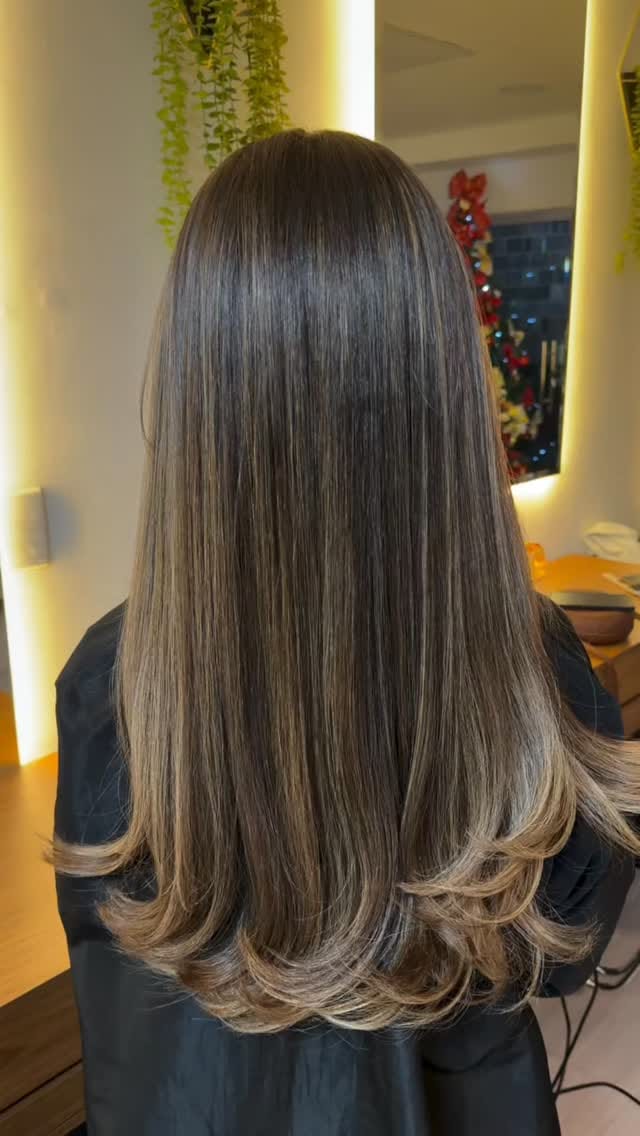 Post 6 by ckhairlounge.ca on Instagram (video)